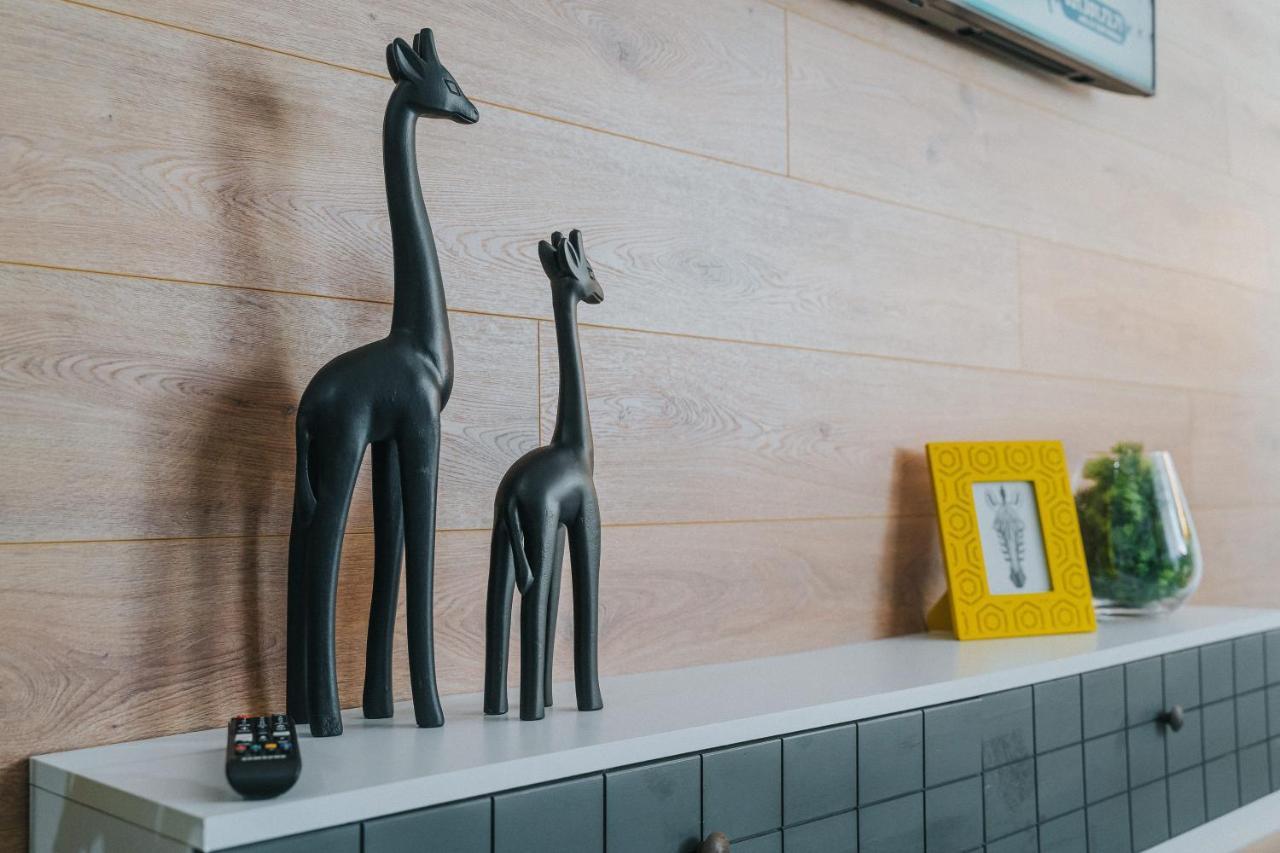 Urban Safari At Eas Residence Oradea Ngoại thất bức ảnh