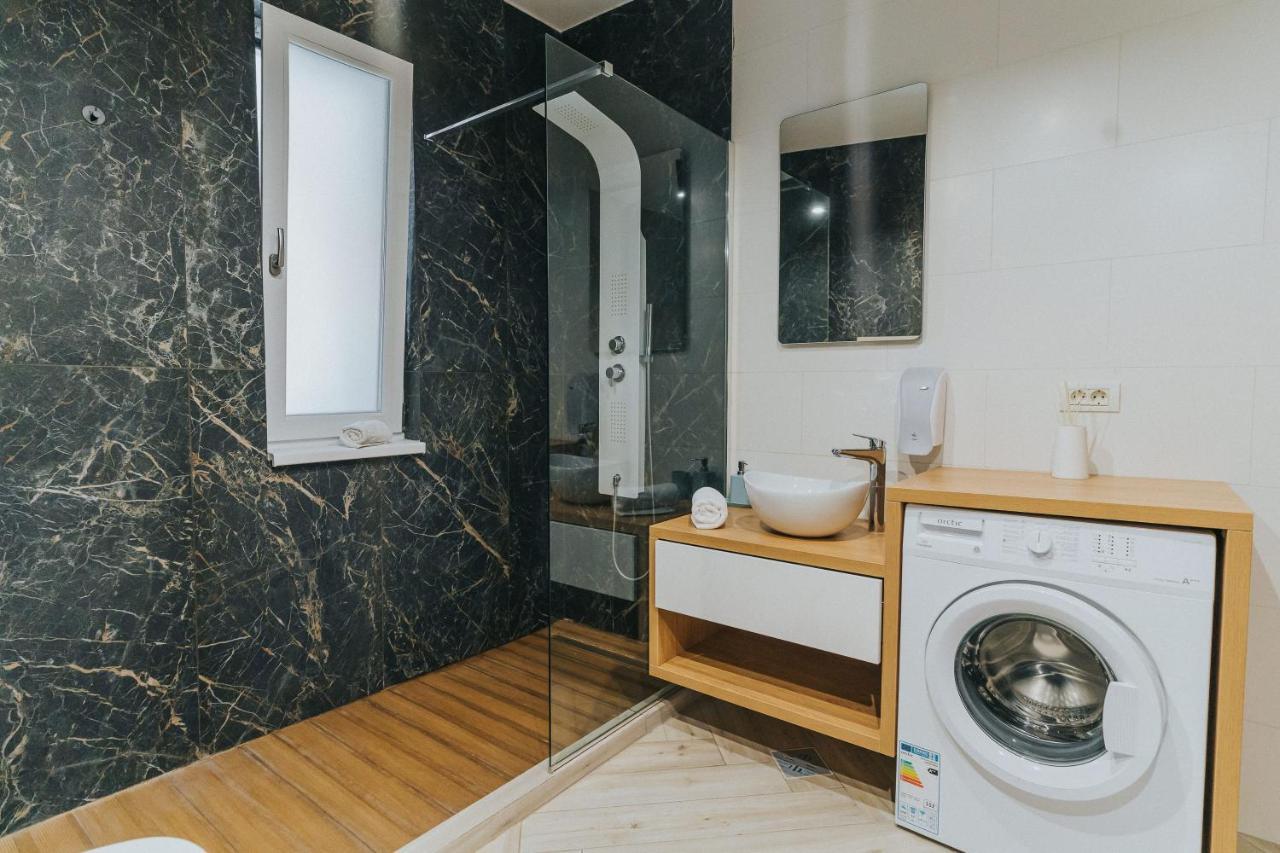 Urban Safari At Eas Residence Oradea Ngoại thất bức ảnh